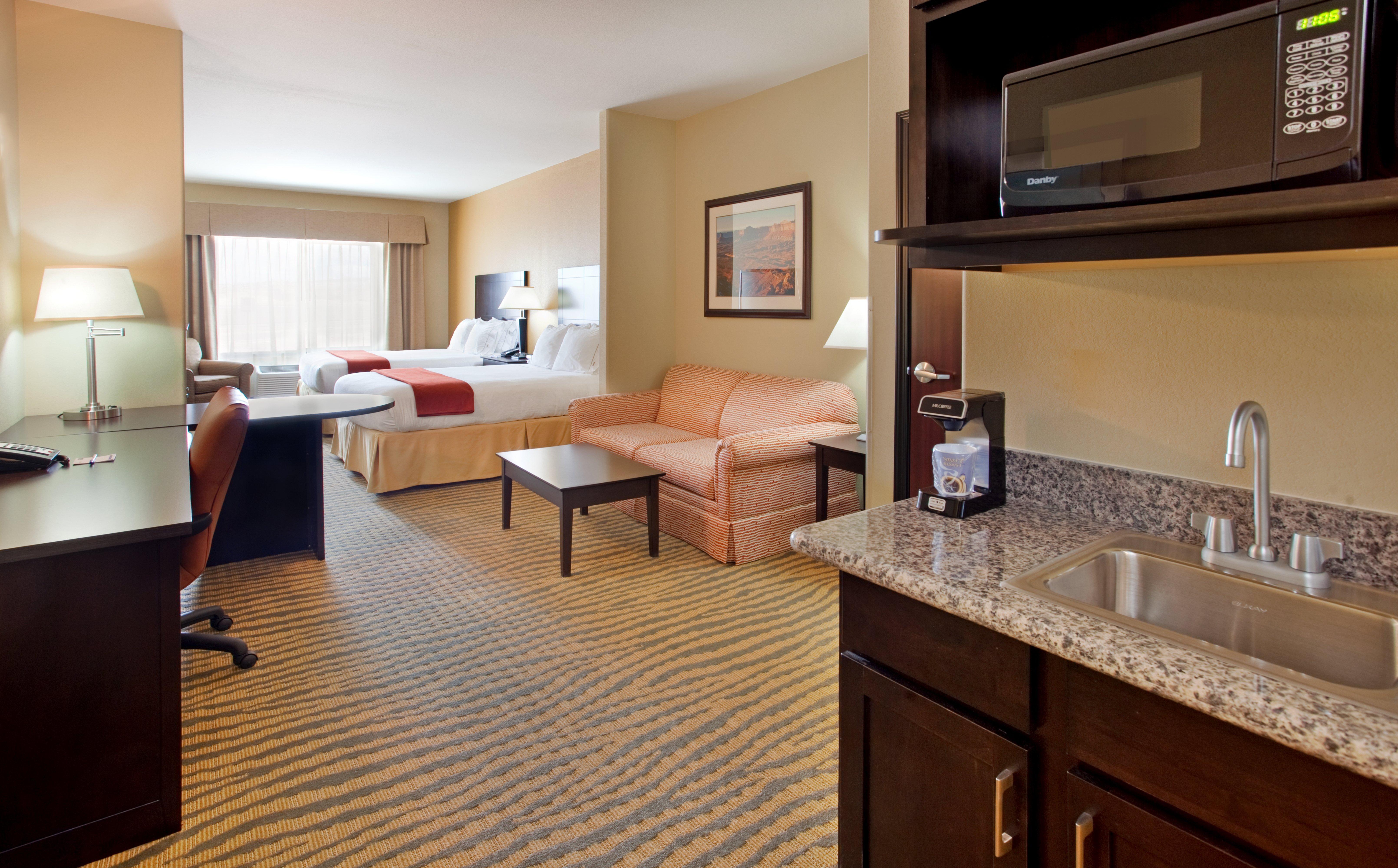 Holiday Inn Express & Suites Gallup East By Ihg Εξωτερικό φωτογραφία