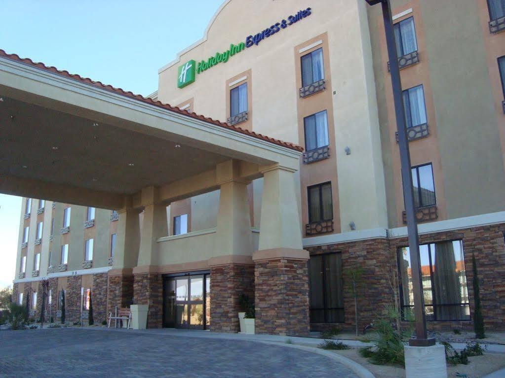 Holiday Inn Express & Suites Gallup East By Ihg Εξωτερικό φωτογραφία