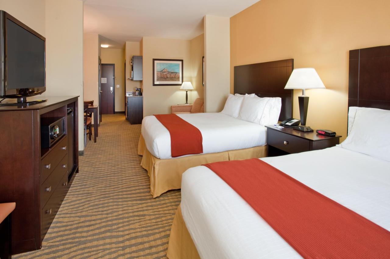Holiday Inn Express & Suites Gallup East By Ihg Εξωτερικό φωτογραφία